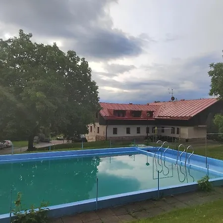 U Kovare - Vedlejsi Budova Affittacamere