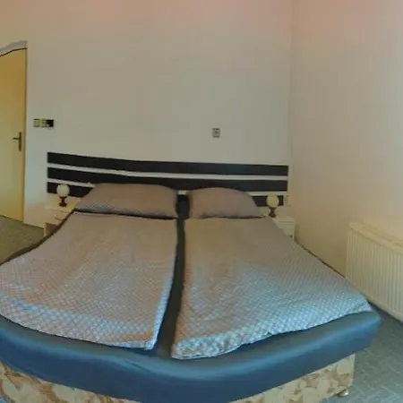 Guest house Penzion U Kovare - Vedlejsi Budova Novy Hradek